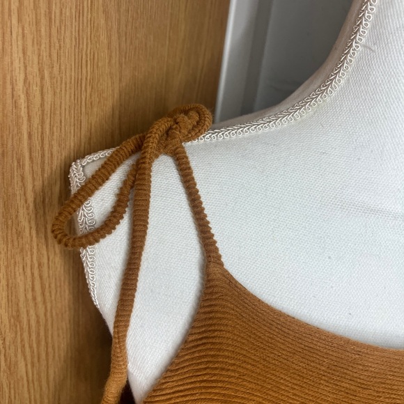 Madewell Texture & Thread Tie-Strap Romper - Picture 2 of 3